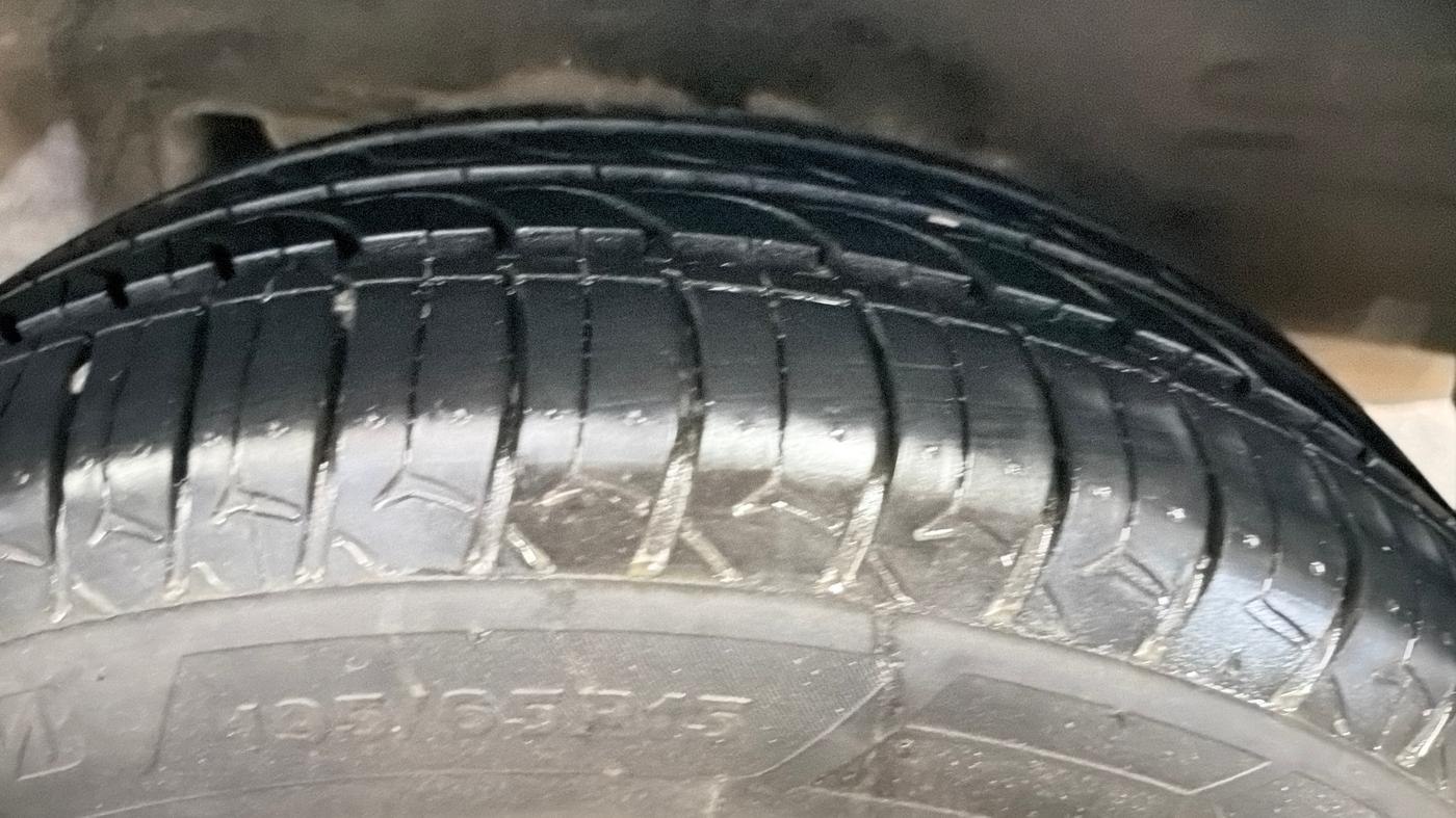 2015 Toyota Corolla Altis G PETROL, Petrol, Manual, 34,674 km, Left Rear Tyre Tread