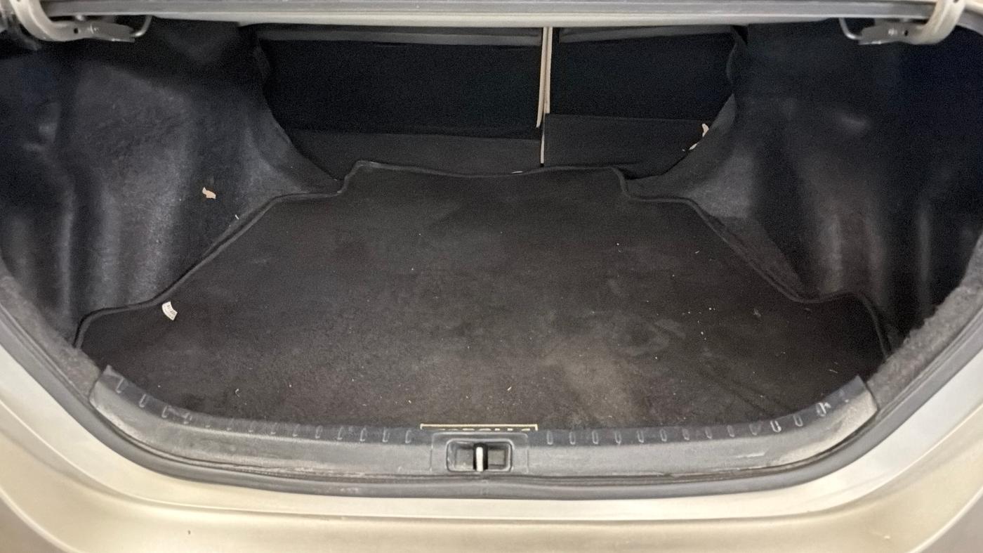 2015 Toyota Corolla Altis G PETROL, Petrol, Manual, 34,674 km, Boot Inside