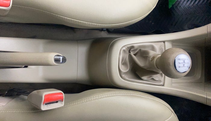 2017 Maruti Ertiga ZDI + SHVS, Diesel, Manual, 1,41,312 km, Gear Lever