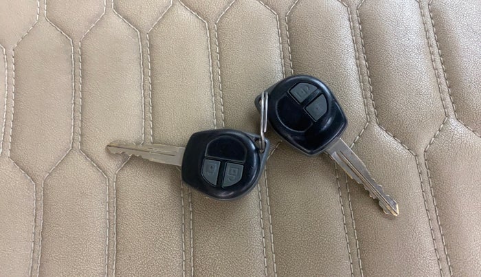 2018 Maruti Ertiga ZXI, Petrol, Manual, 67,388 km, Key Close Up