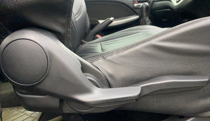 2018 Maruti Baleno ZETA 1.2 K12, Petrol, Manual, 83,837 km, Driver Side Adjustment Panel