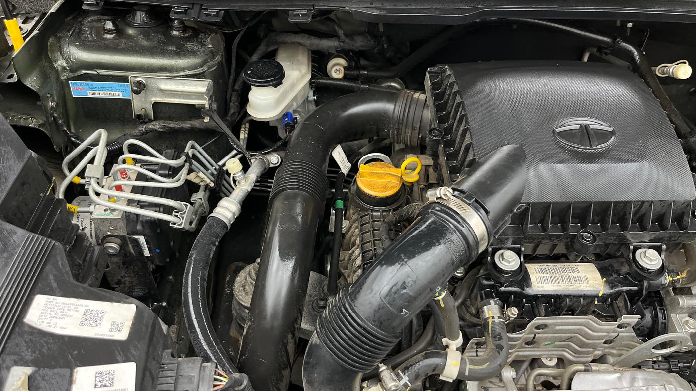 2021 Tata NEXON XZ PETROL, Petrol, Manual, 26,095 km, Engine View - Right