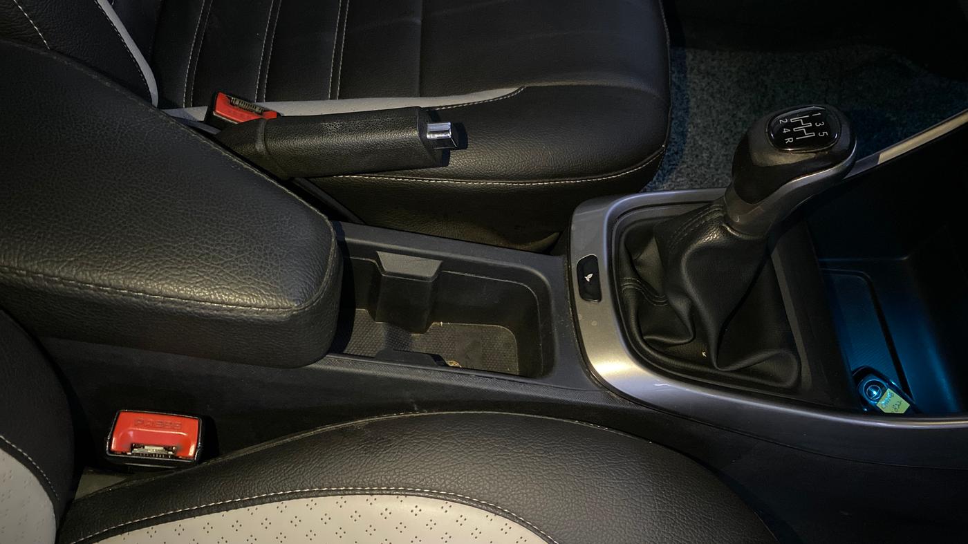 2020 Tata ALTROZ XZ PETROL, Petrol, Manual, 81,756 km, Gear Lever
