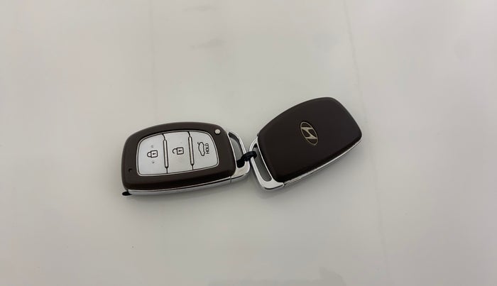 2018 Hyundai New Elantra 2.0 SX(O) AT PETROL, Petrol, Automatic, 53,523 km, Key Close Up