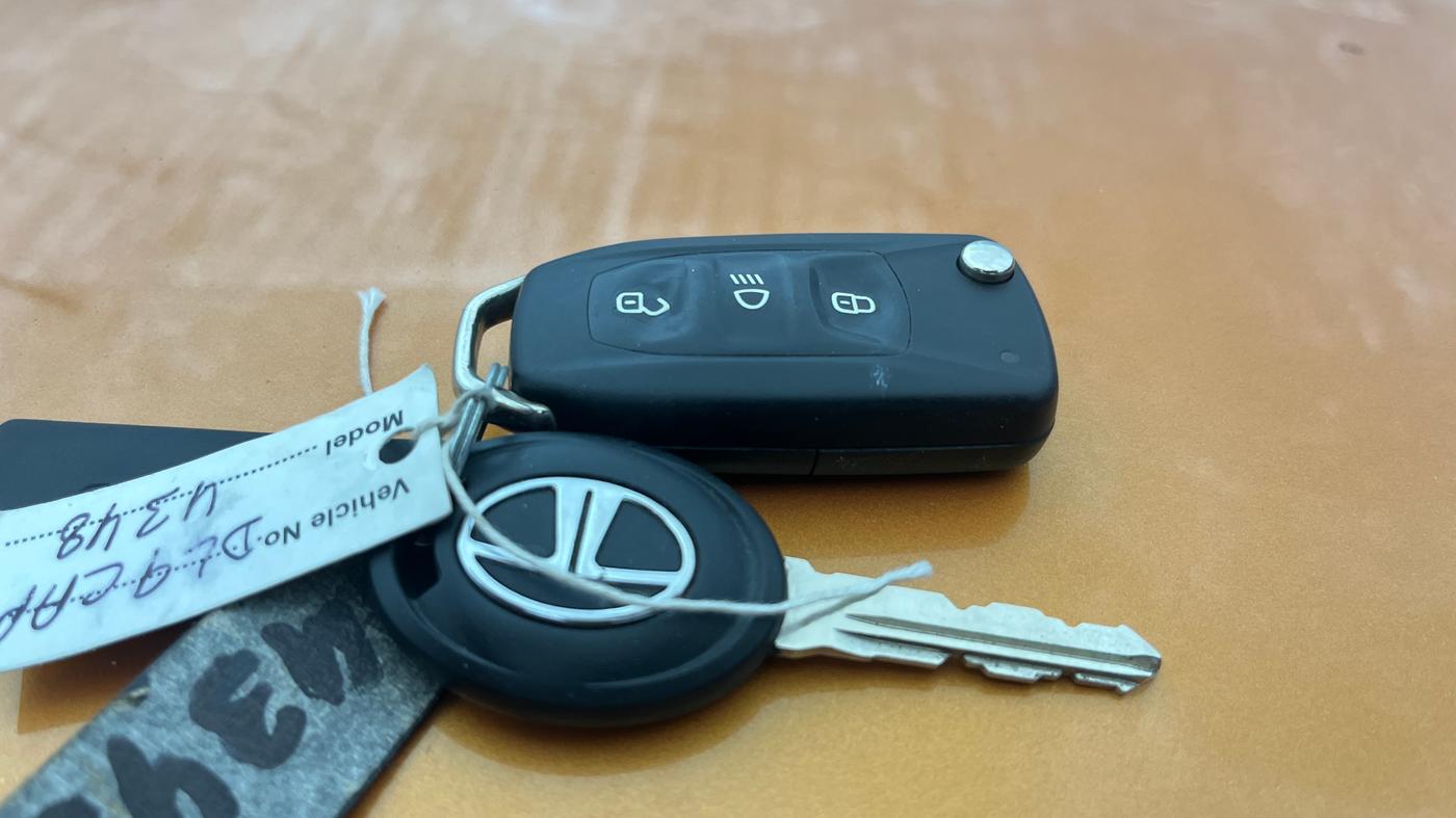2017 Tata Tiago XZA PETROL, Petrol, Automatic, 64,688 km, Key Close Up