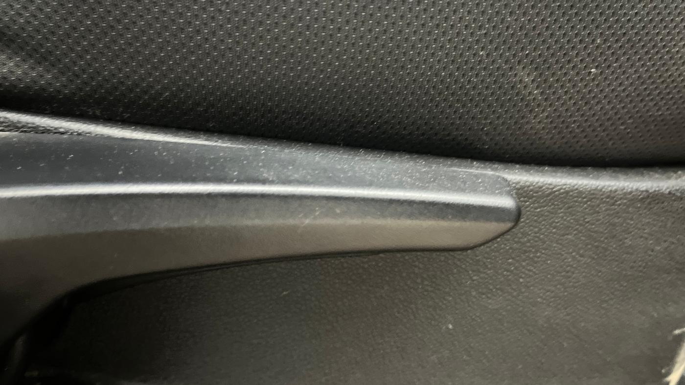 2017 Tata Tiago XZA PETROL, Petrol, Automatic, 64,688 km, Driver Side Adjustment Panel