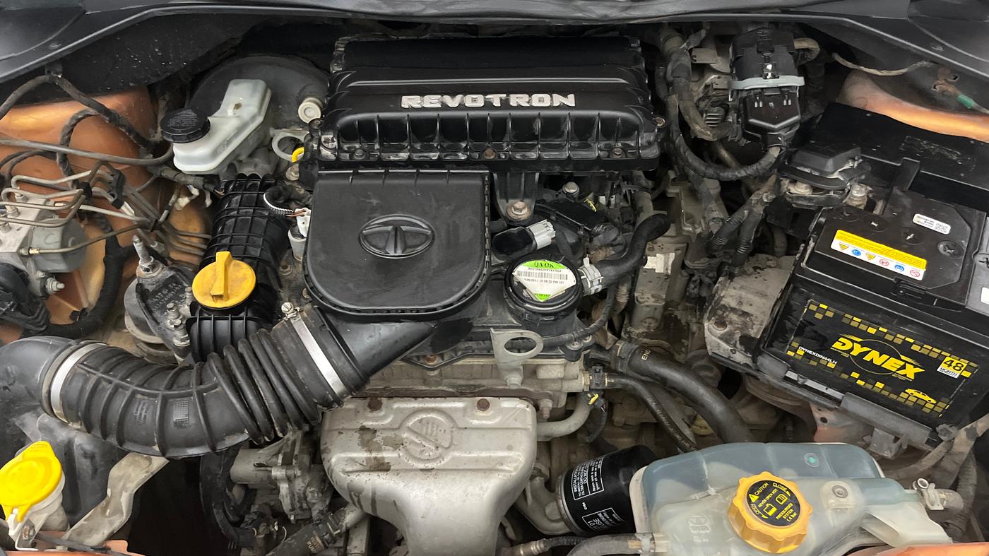 2017 Tata Tiago XZA PETROL, Petrol, Automatic, 64,688 km, Engine View