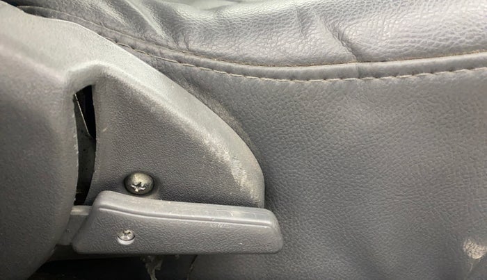 2015 Maruti Alto 800 LXI, Petrol, Manual, 44,850 km, Driver Side Adjustment Panel