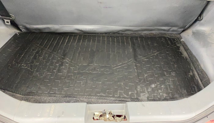 2015 Maruti Alto 800 LXI, Petrol, Manual, 44,850 km, Boot Inside