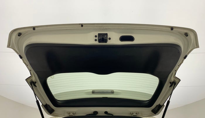 2018 Toyota Innova Crysta 2.4 VX 7 STR, Diesel, Manual, 69,532 km, Boot Door Open