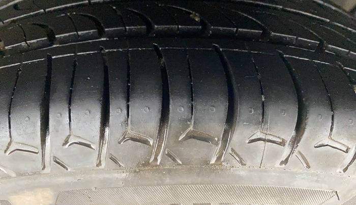 2020 Hyundai AURA SX 1.2 (O), Petrol, Manual, 67,129 km, Left Rear Tyre Tread