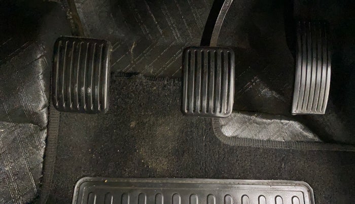 2020 Hyundai AURA SX 1.2 (O), Petrol, Manual, 67,129 km, Pedals