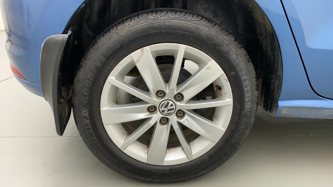 2017 Volkswagen Polo HIGHLINE1.2L, Petrol, Manual, 58,124 km, Right Rear Wheel