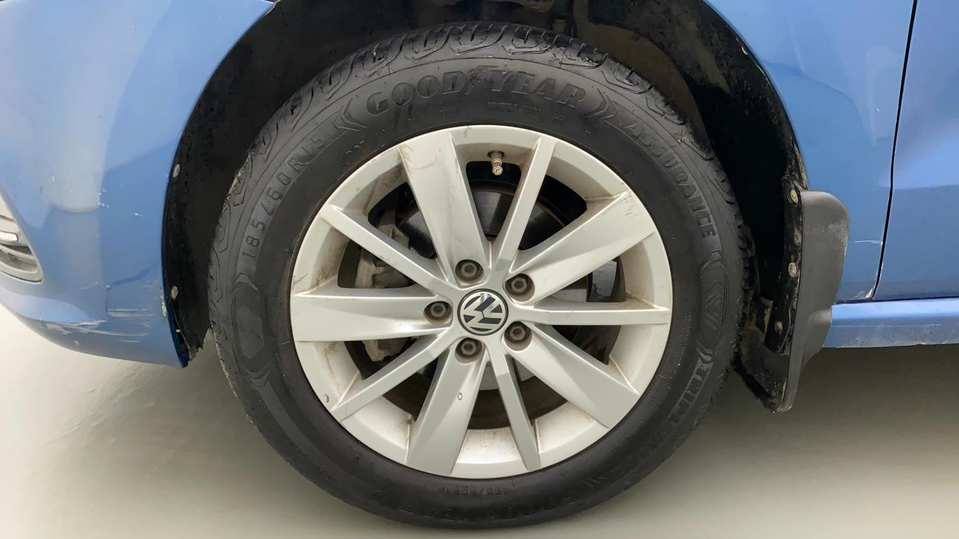 2017 Volkswagen Polo HIGHLINE1.2L, Petrol, Manual, 58,124 km, Left Front Wheel