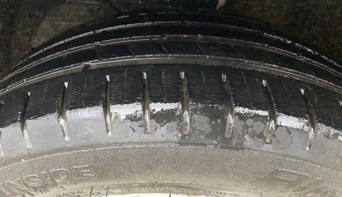 2019 Maruti Baleno ZETA PETROL 1.2, CNG, Manual, 53,517 km, Left Front Tyre Tread