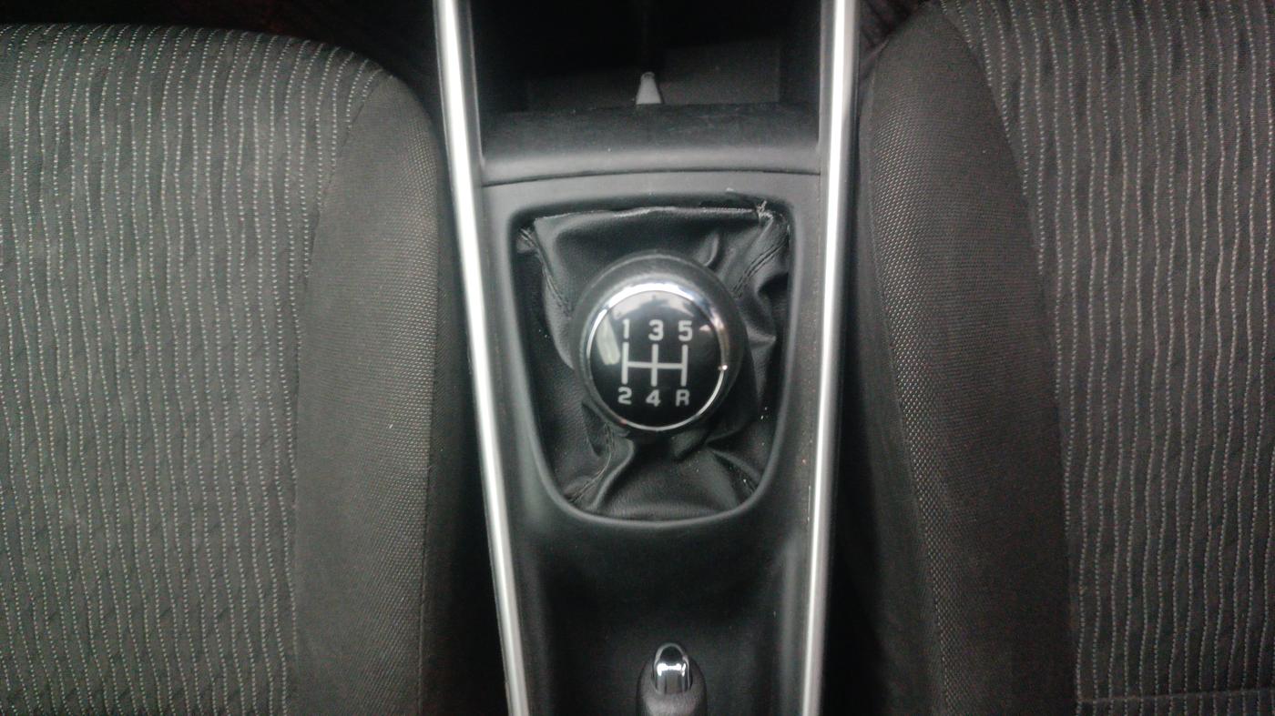 2017 Maruti Baleno ALPHA PETROL 1.2, Petrol, Manual, 67,816 km, Gear Lever