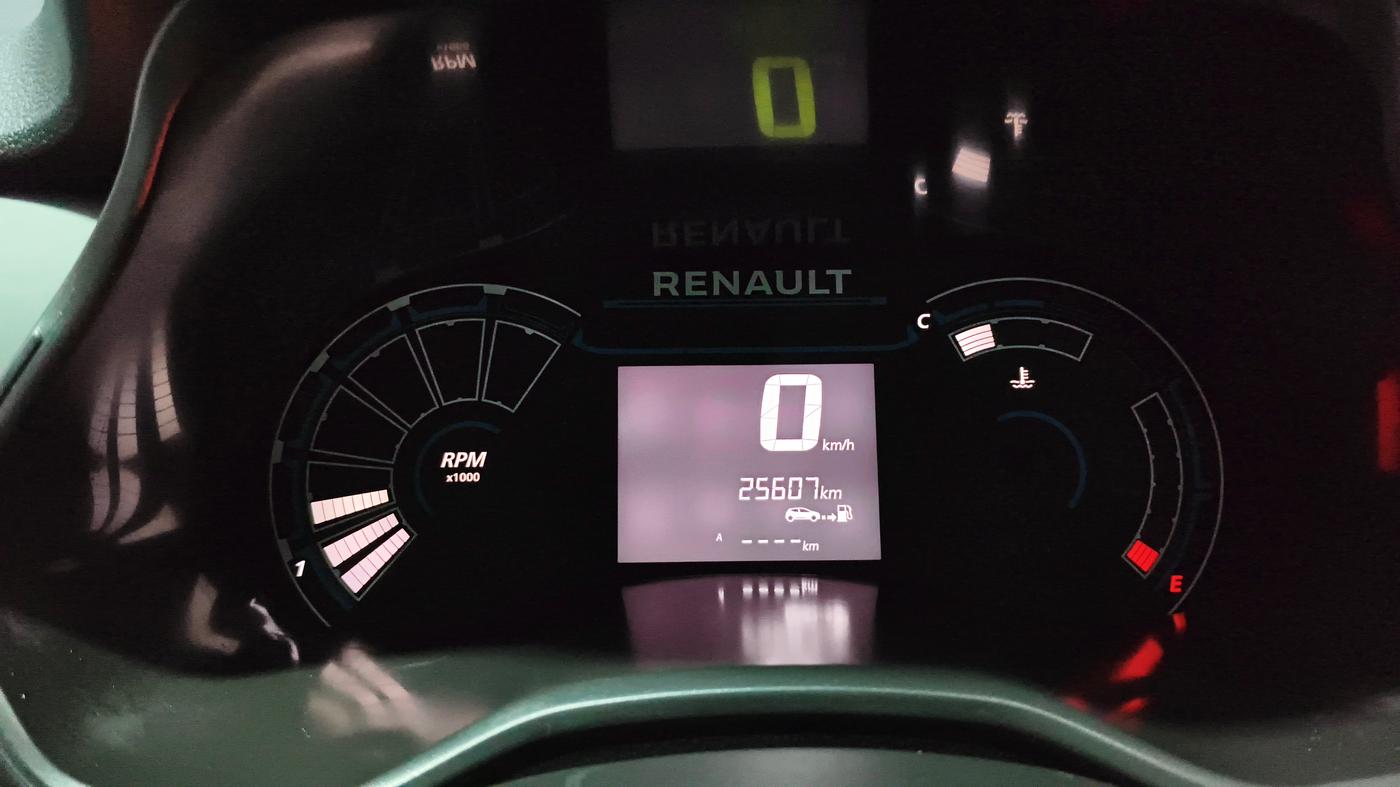 2022 Renault TRIBER RXL MT, Petrol, Manual, 25,600 km, Odometer Image