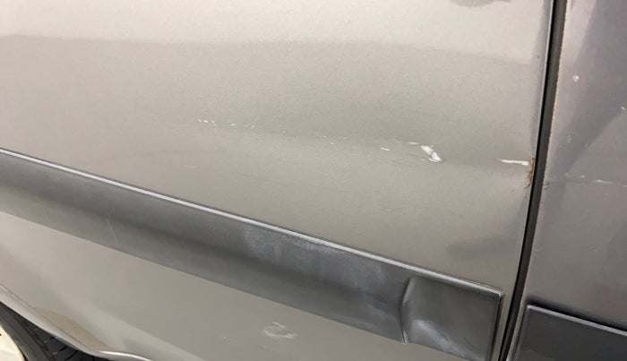 2010 Maruti Ritz VXI, Petrol, Manual, 50,041 km, Right rear door - Minor scratches