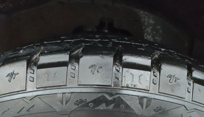 2022 Mahindra Thar LX HT PETROL 4WD MT, Petrol, Manual, 12,345 km, Right Front Tyre Tread