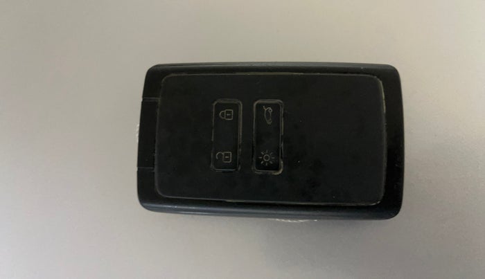 2020 Renault TRIBER RXZ, Petrol, Manual, 39,612 km, Key Close Up