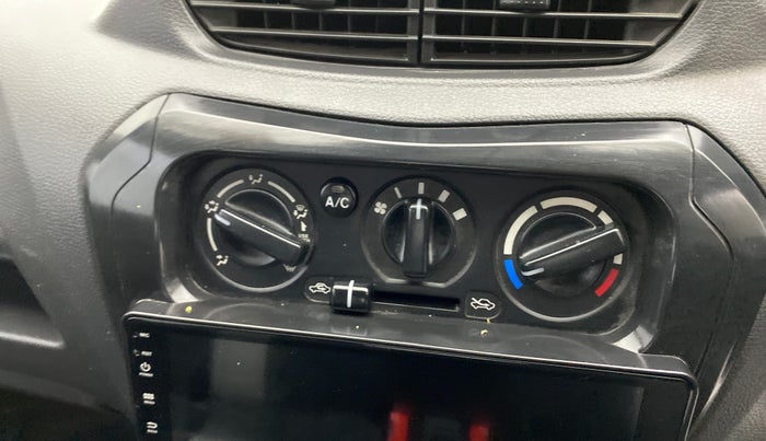 2017 Maruti Alto 800 VXI, Petrol, Manual, 36,200 km, AC Unit - Directional switch has minor damage