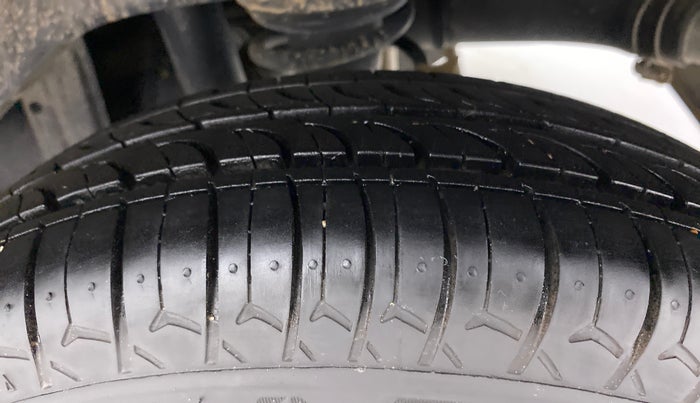 2017 Maruti Alto 800 VXI, Petrol, Manual, 36,200 km, Left Rear Tyre Tread
