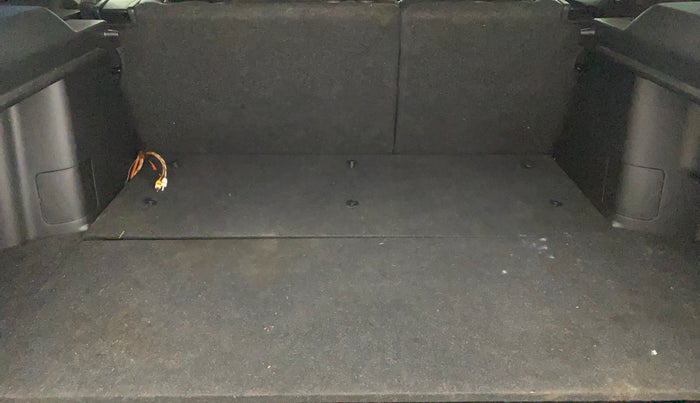 2023 Toyota URBAN CRUISER HYRYDER G HYBRID, Hybrid, Automatic, 55,187 km, Boot Inside