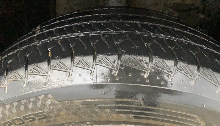 2023 Toyota URBAN CRUISER HYRYDER G HYBRID, Hybrid, Automatic, 55,187 km, Right Front Tyre Tread