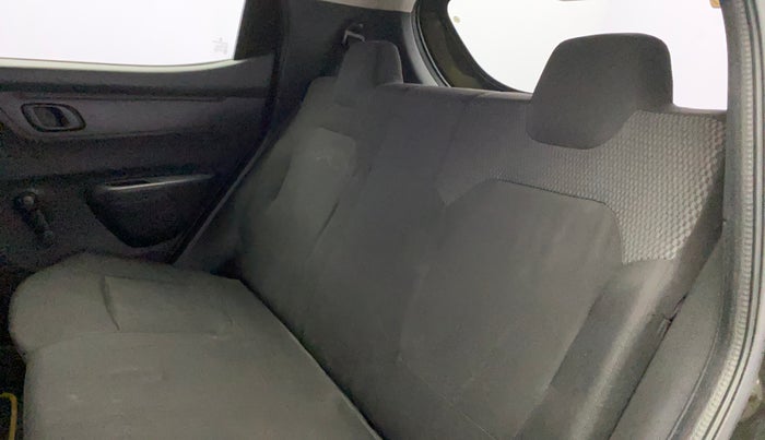 2015 Renault Kwid RXE, Petrol, Manual, 35,914 km, Right Side Rear Door Cabin