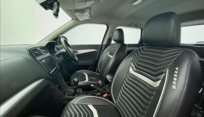 2020 Maruti Vitara Brezza ZXI PLUS DUAL TONE, Petrol, Manual, 71,043 km, Right Side Front Door Cabin