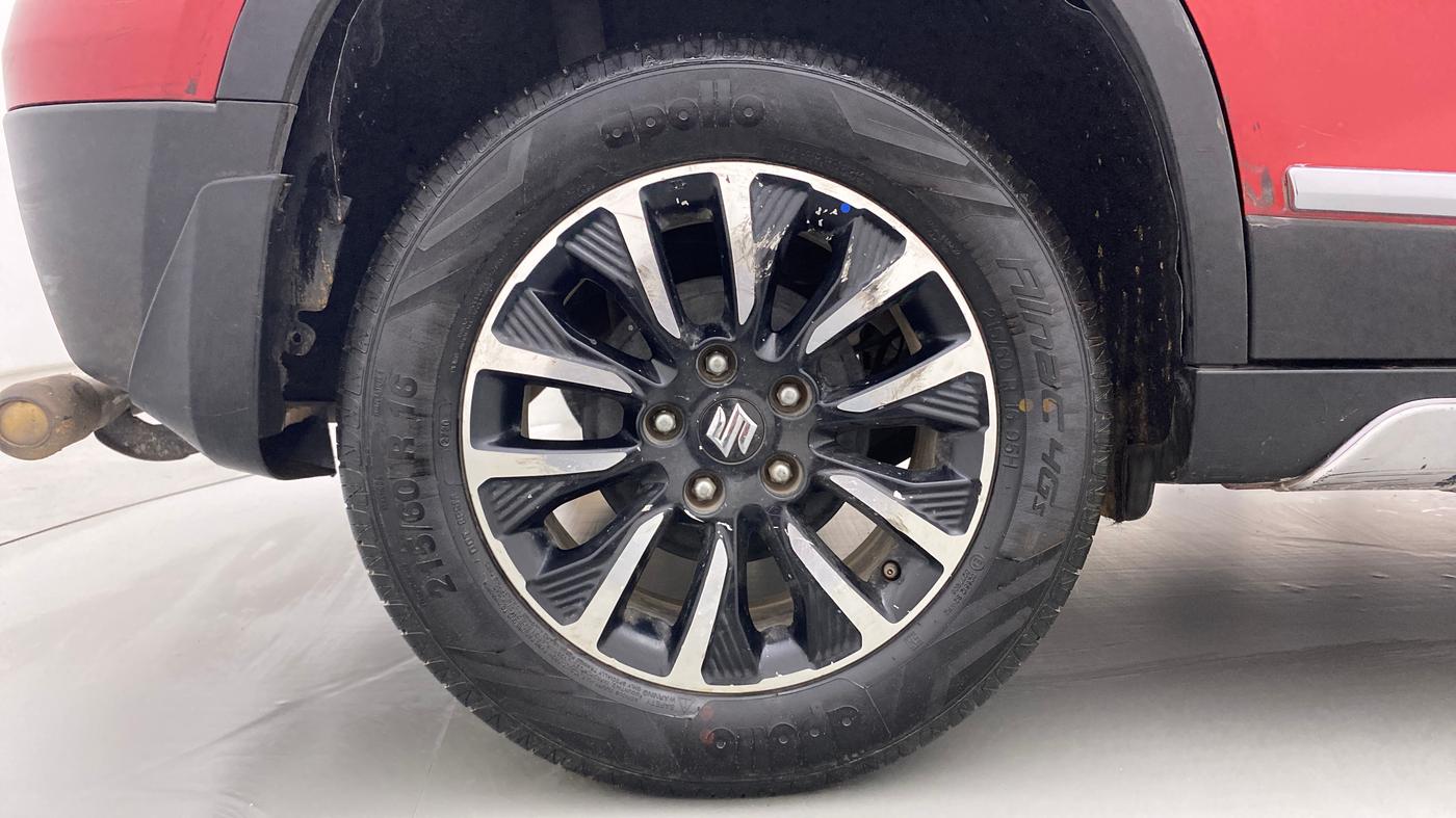 2020 Maruti Vitara Brezza ZXI PLUS DUAL TONE, Petrol, Manual, 71,043 km, Right Rear Wheel
