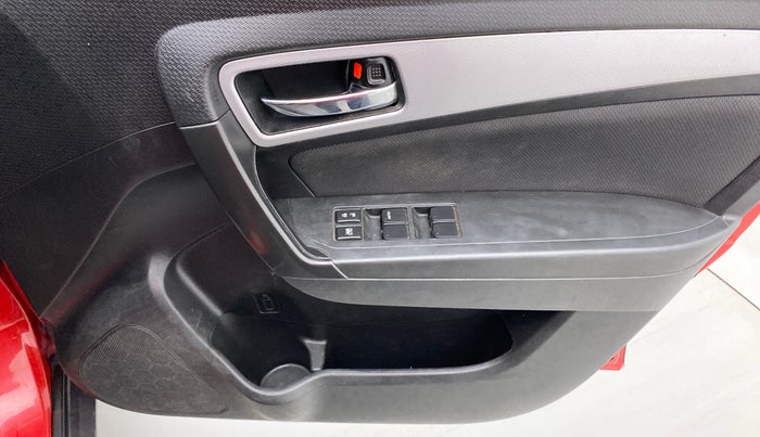 2020 Maruti Vitara Brezza ZXI PLUS DUAL TONE, Petrol, Manual, 71,043 km, Driver Side Door Panels Control