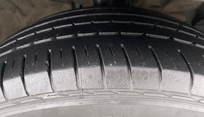 2020 KIA SELTOS 1.5 GTX+ AT, Diesel, Automatic, 40,194 km, Right Front Tyre Tread