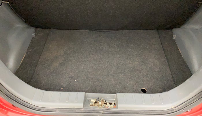 2015 Maruti Alto 800 LXI, Petrol, Manual, 85,107 km, Boot Inside