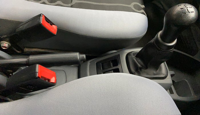 2015 Maruti Alto 800 LXI, Petrol, Manual, 85,107 km, Gear Lever
