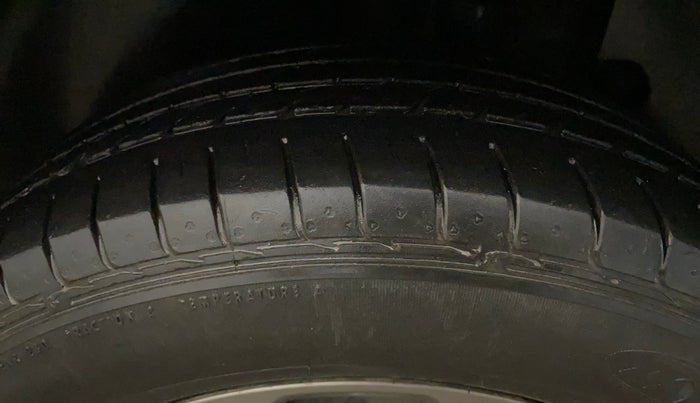 2021 KIA SELTOS HTK PLUS 1.5 IMT, Petrol, Manual, 29,951 km, Left Rear Tyre Tread