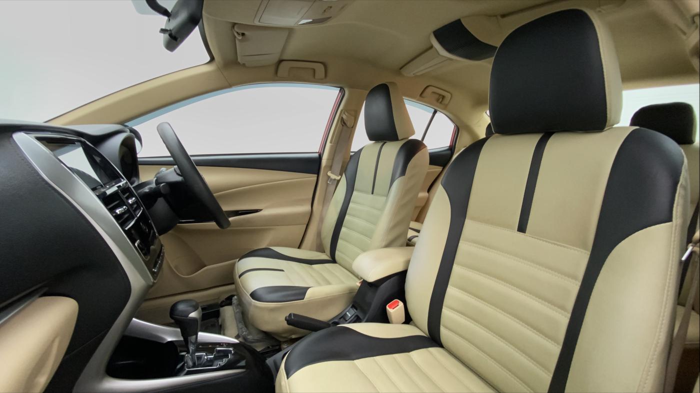 2018 Toyota YARIS V CVT, Petrol, Automatic, 66,793 km, Right Side Front Door Cabin