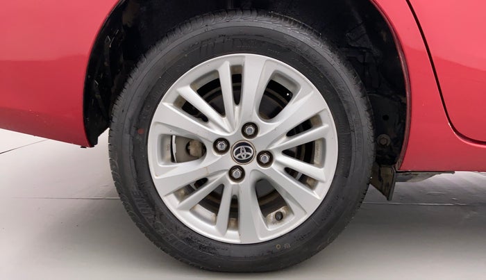 2018 Toyota YARIS V CVT, Petrol, Automatic, 66,793 km, Right Rear Wheel
