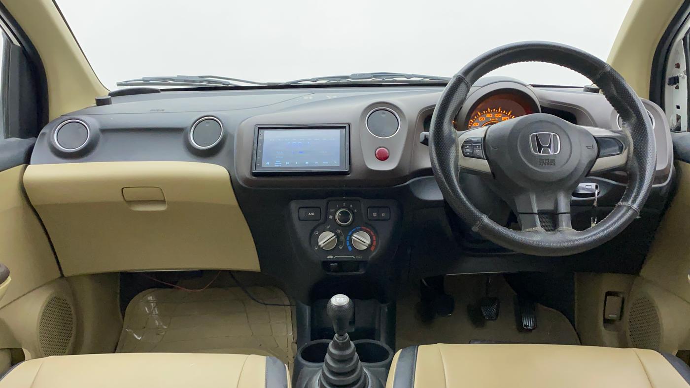 2013 Honda Brio VX MT, Petrol, Manual, 72,852 km, Dashboard