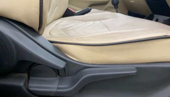 2018 Honda Amaze 1.2L I-VTEC S, Petrol, Manual, 38,144 km, Driver Side Adjustment Panel