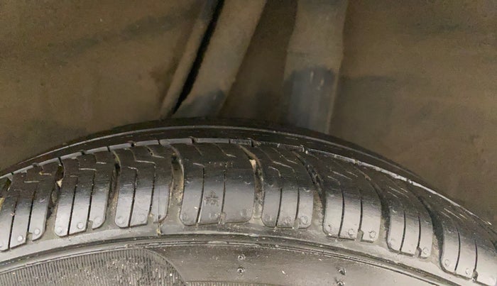 2018 Honda Amaze 1.2L I-VTEC S, Petrol, Manual, 38,144 km, Left Rear Tyre Tread