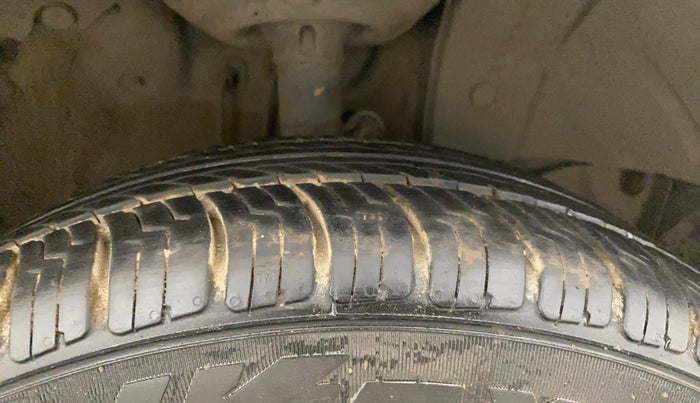 2018 Honda Amaze 1.2L I-VTEC S, Petrol, Manual, 38,144 km, Right Front Tyre Tread
