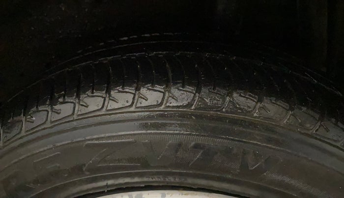 2014 Maruti Celerio VXI AMT, Petrol, Automatic, 32,370 km, Left Rear Tyre Tread