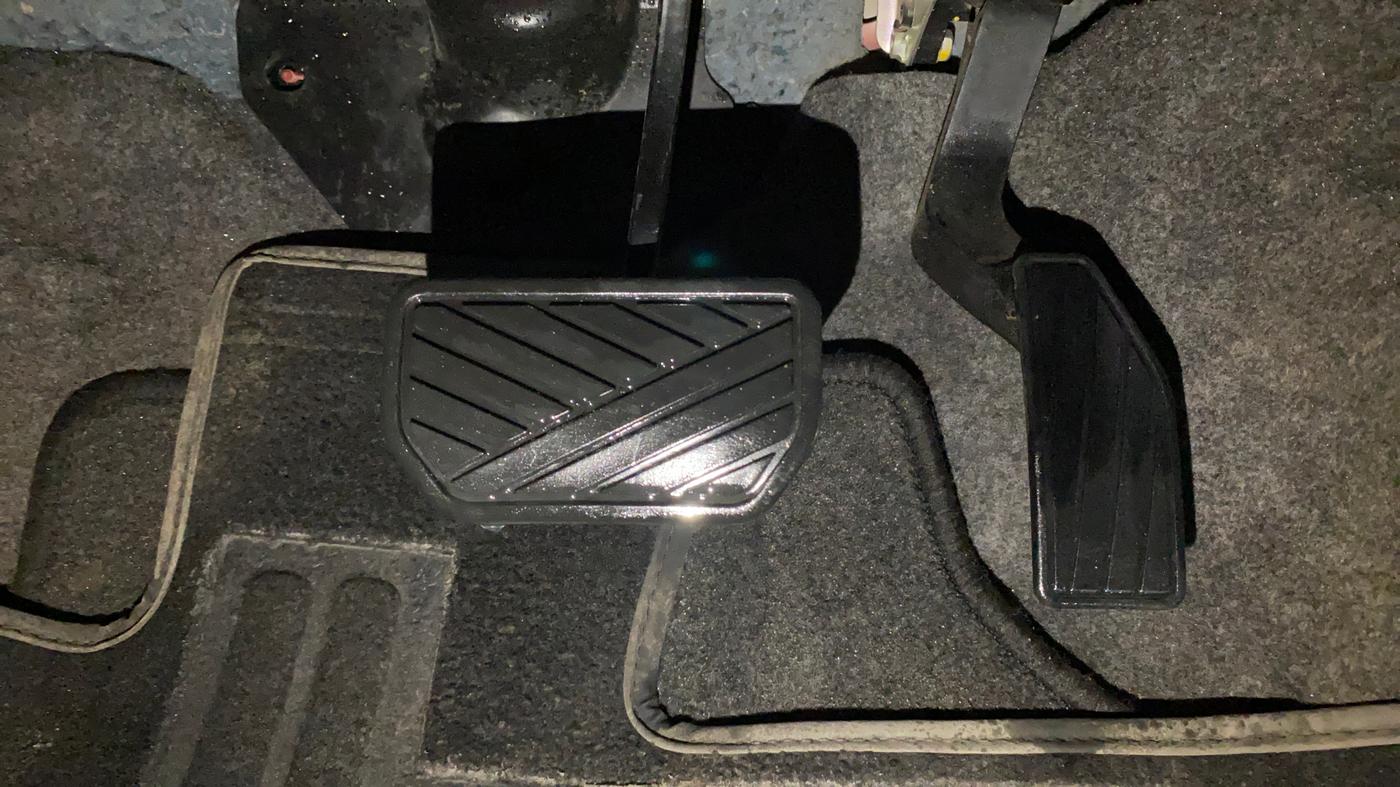 2014 Maruti Celerio VXI AMT, Petrol, Automatic, 32,370 km, Pedals