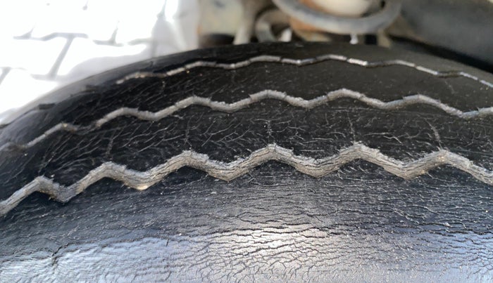 2021 Maruti Eeco 5 STR WITH A/C+HTR, Petrol, Manual, 46,920 km, Right Rear Tyre Tread