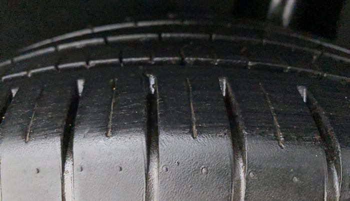 2019 Maruti Baleno ZETA PETROL 1.2, Petrol, Manual, 18,589 km, Left Rear Tyre Tread