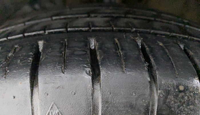 2019 Maruti Baleno ZETA PETROL 1.2, Petrol, Manual, 18,589 km, Left Front Tyre Tread