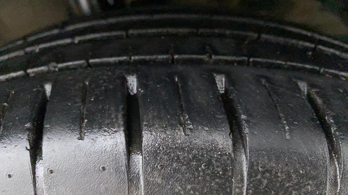 2019 Maruti Baleno ZETA PETROL 1.2, Petrol, Manual, 18,589 km, Right Front Tyre Tread