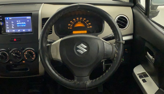 2016 Maruti Wagon R 1.0 LXI CNG, CNG, Manual, 94,353 km, Steering Wheel Close Up