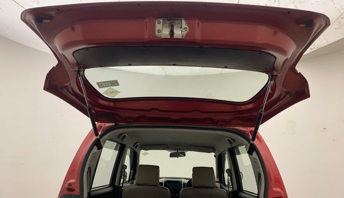 2016 Maruti Wagon R 1.0 LXI CNG, CNG, Manual, 94,353 km, Boot Door Open
